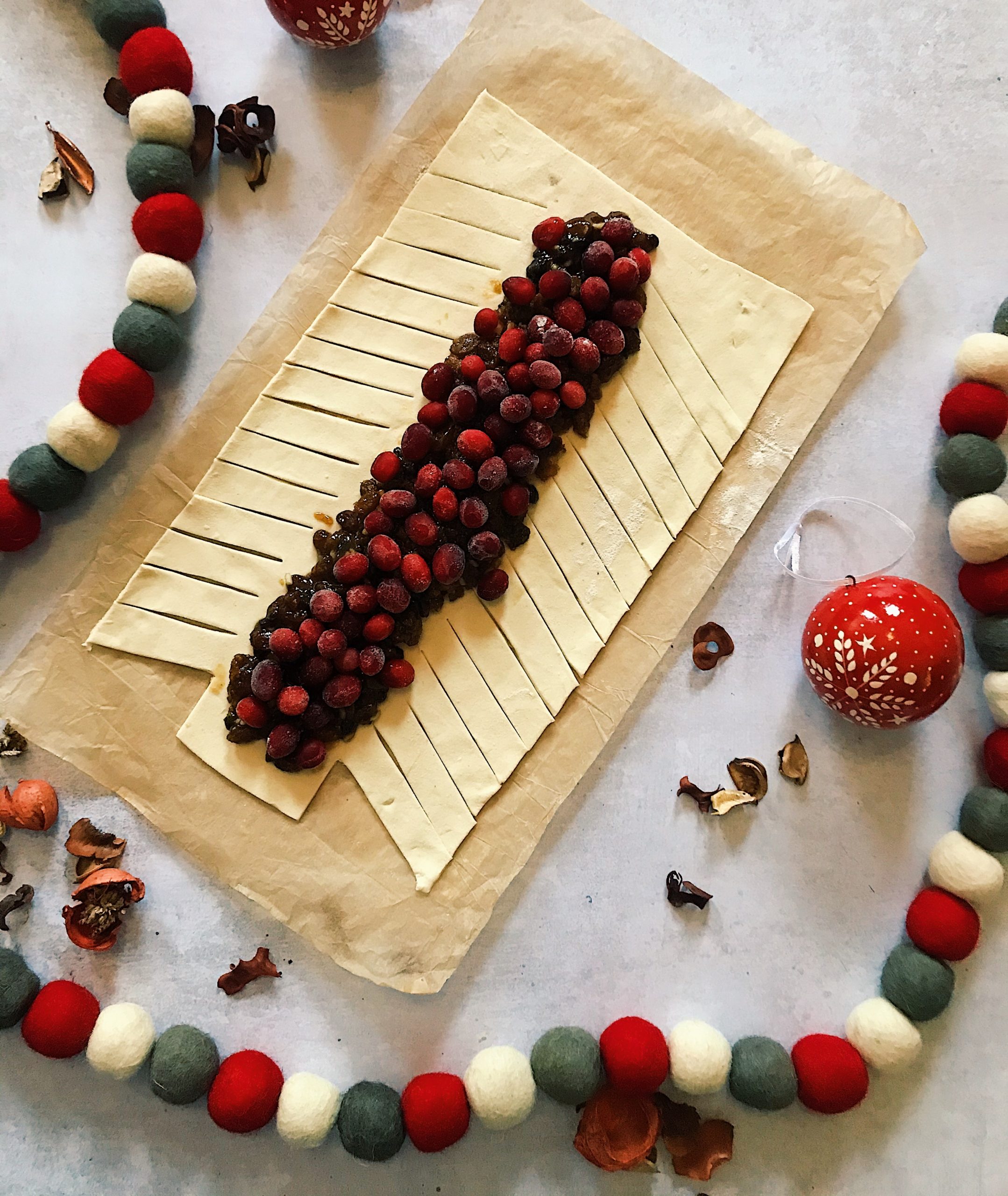 Mincemeat and Cranberry Christmas Plait - The Batch Lady