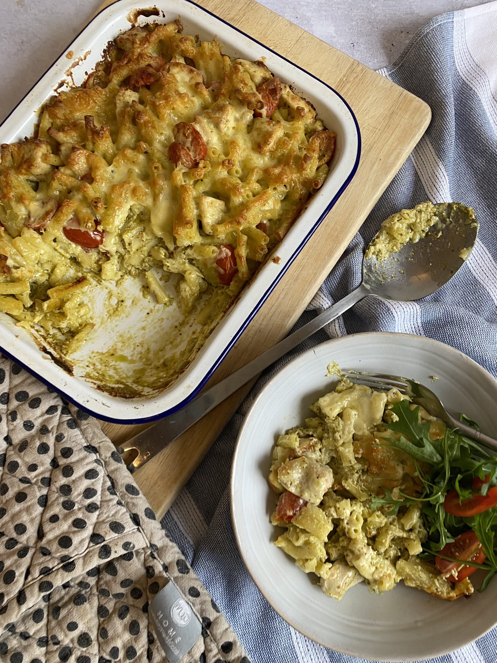 Gluten Free Chicken and Pesto Pasta Bake - The Batch Lady
