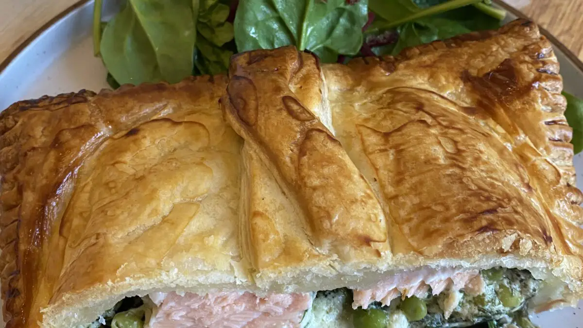 Easy Salmon En Croute The Batch Lady
